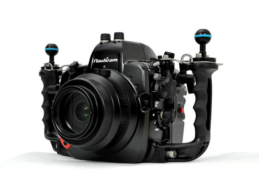 Nauticam NA-D810 Underwater Camera Housing for Nikon D810