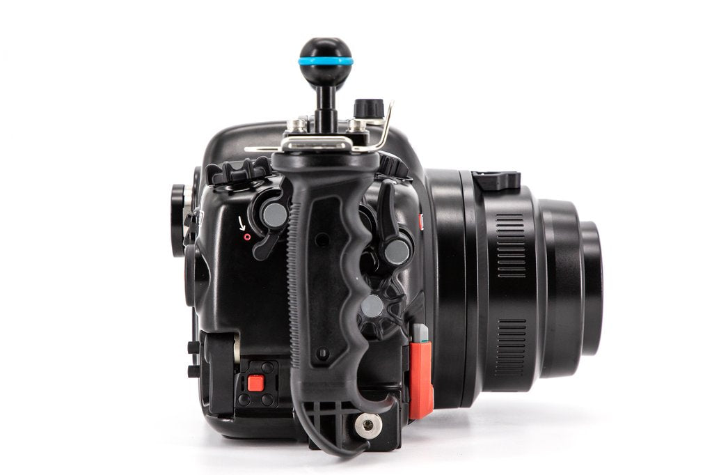 Nauticam NA-Z7 Underwater Camera Housing for Nikon Z7 and Z6