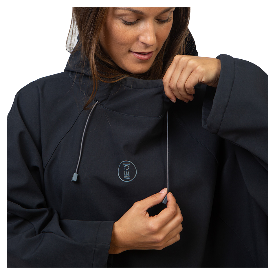 Fourth Element Storm Poncho Black