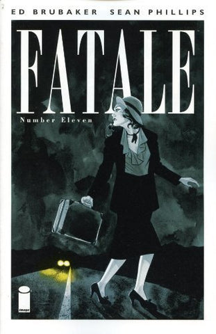 Fatale #11 Comic Book Brubaker Phillips - Image